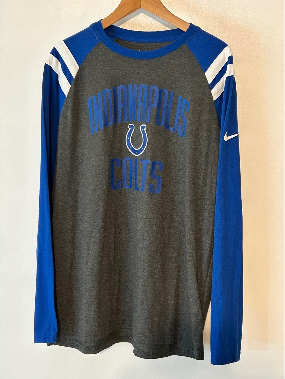 Nike Indianapolis Colts Long Sleeve Raglan Shirt XL